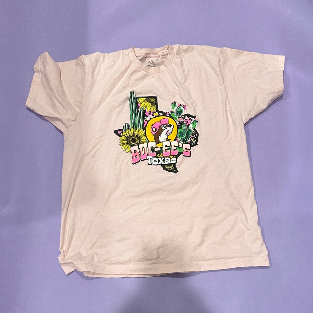 Women’s Pink Buc-ee’s Graphic T-Shirt